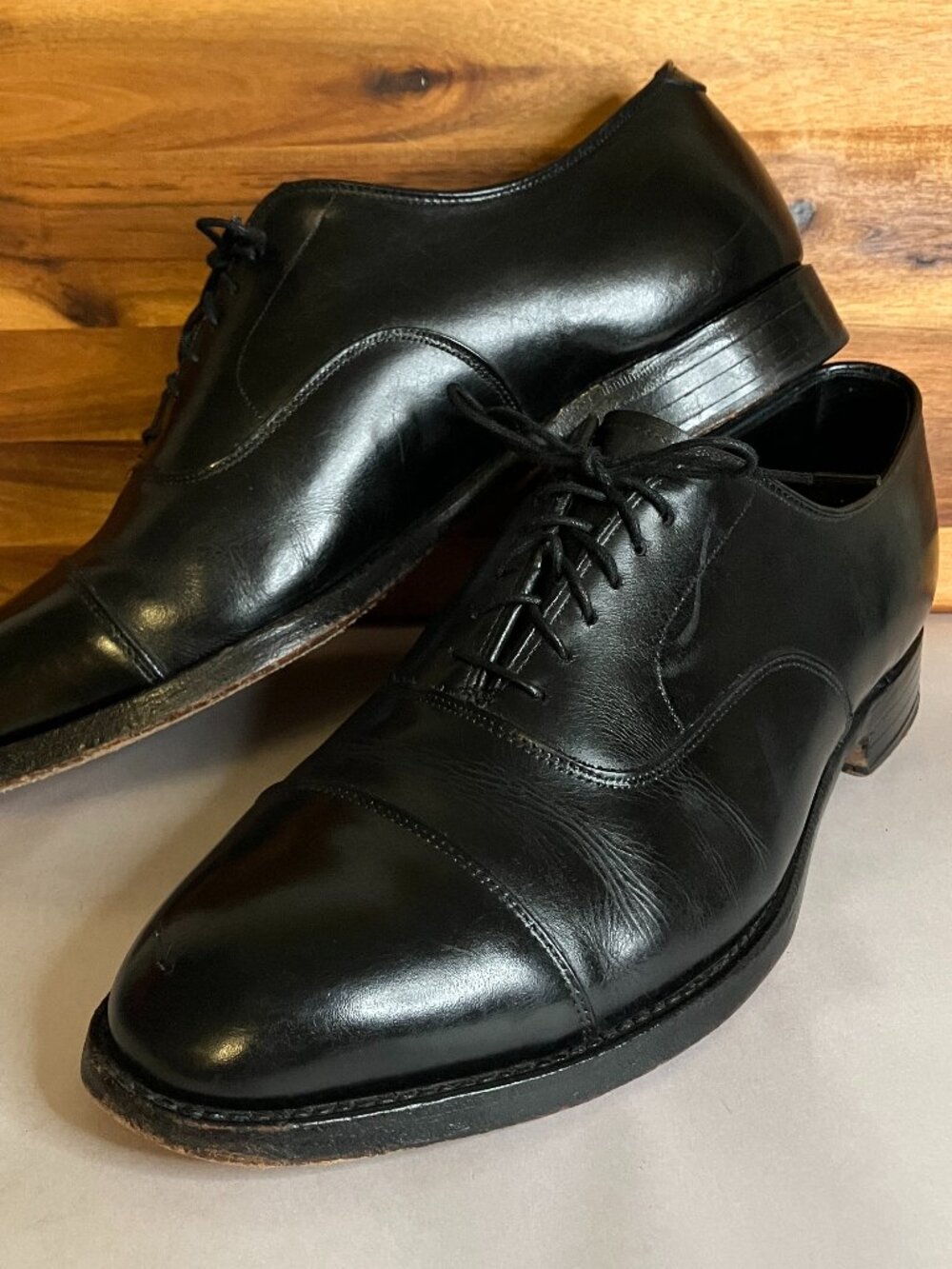 Vintage Johnston & Murphy Crown Aristocraft Black Cap Toe Oxfords Made in USA